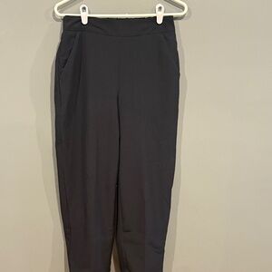 *GENTLY WORN* Women's Size S All in Motion Joggers Relaxed Fit